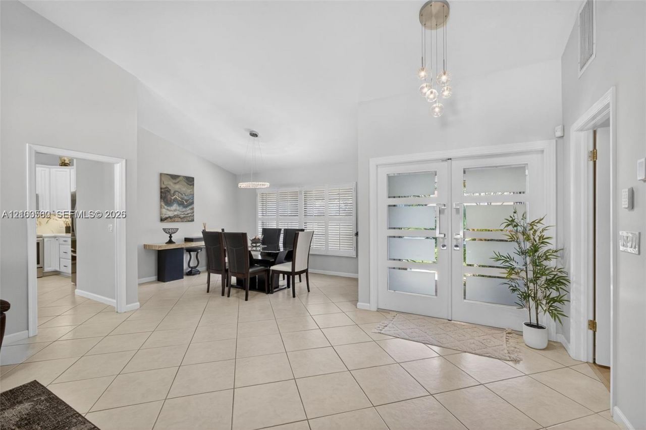 15 W Balfour Rd W , Palm Beach Gardens, FL 33418 Photo