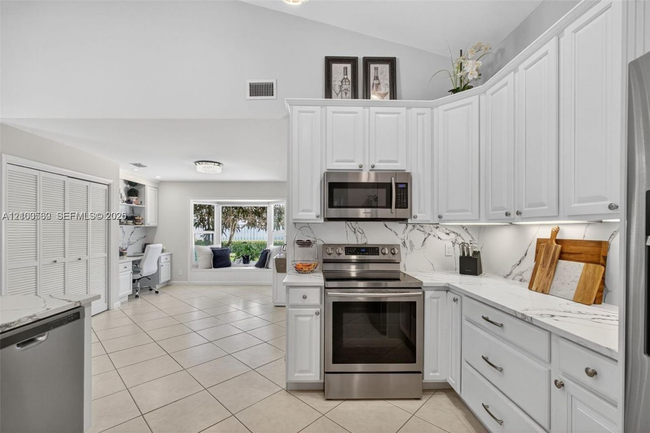 15 W Balfour Rd W , Palm Beach Gardens, FL 33418 Photo