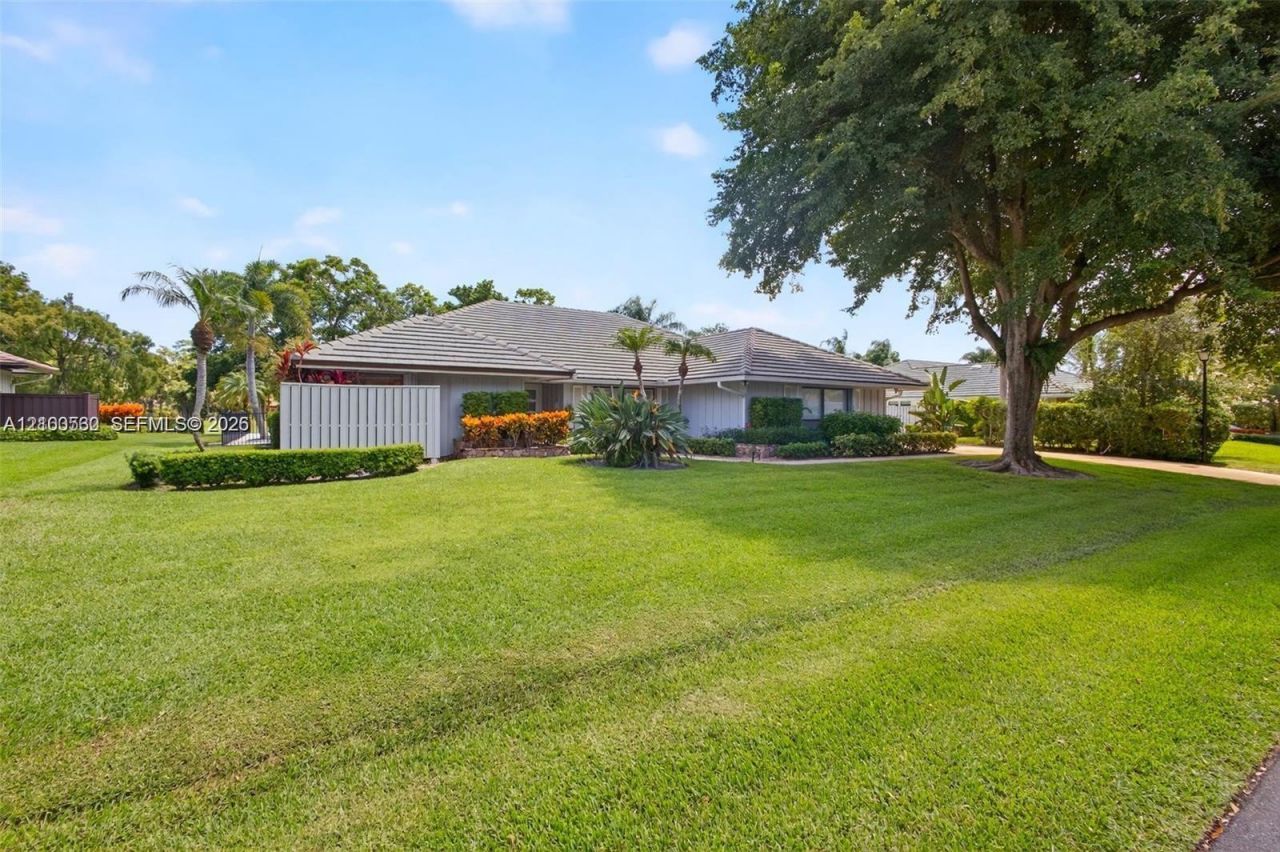 15 W Balfour Rd W , Palm Beach Gardens, FL 33418 Photo