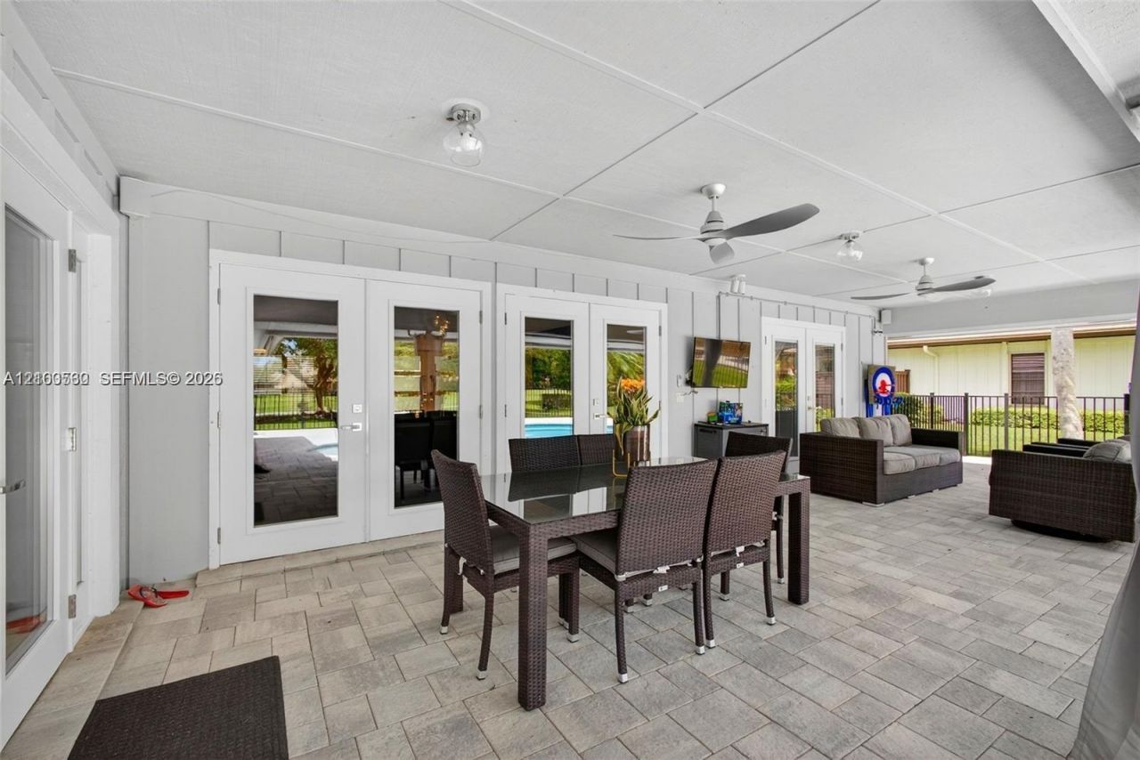 15 W Balfour Rd W , Palm Beach Gardens, FL 33418 Photo