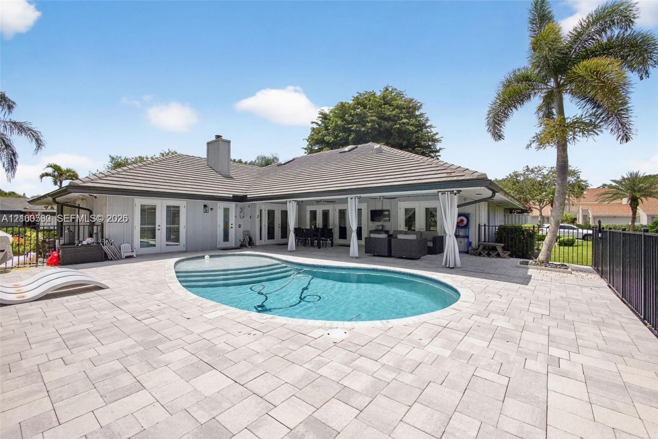 15 W Balfour Rd W , Palm Beach Gardens, FL 33418 Photo