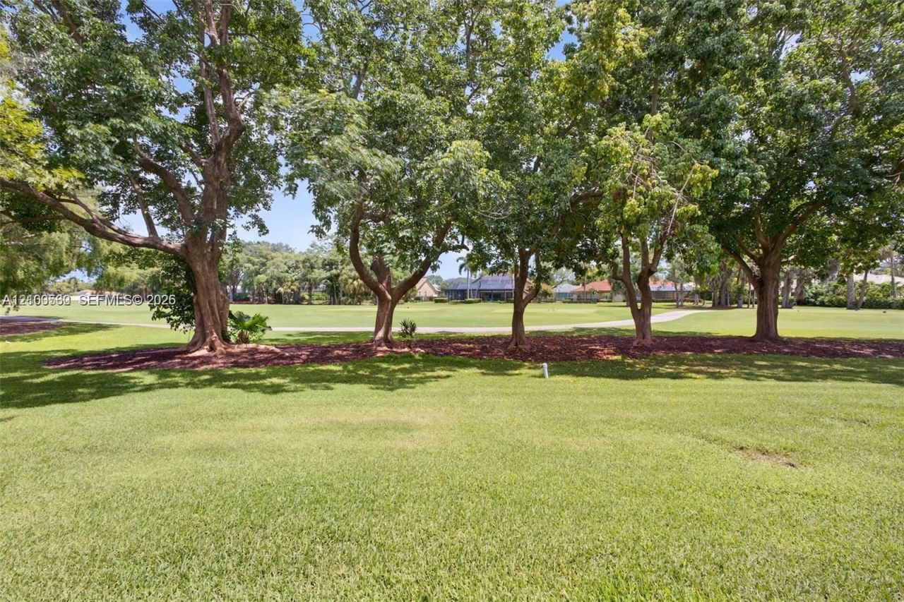 15 W Balfour Rd W , Palm Beach Gardens, FL 33418 Photo