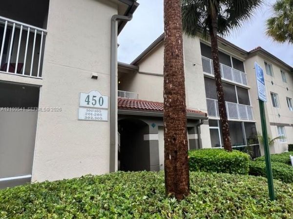 450 S Park Rd , Unit 5-205, Hollywood, FL 33021