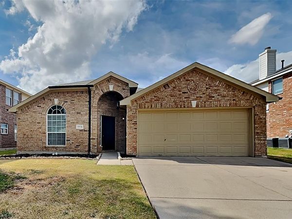 3916 Shiver Road, Fort Worth, TX 76244