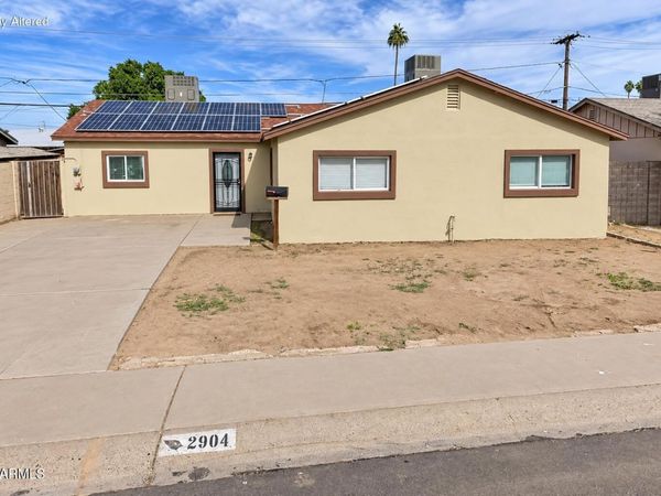 2904 W CACTUS Road, Phoenix, AZ 85029