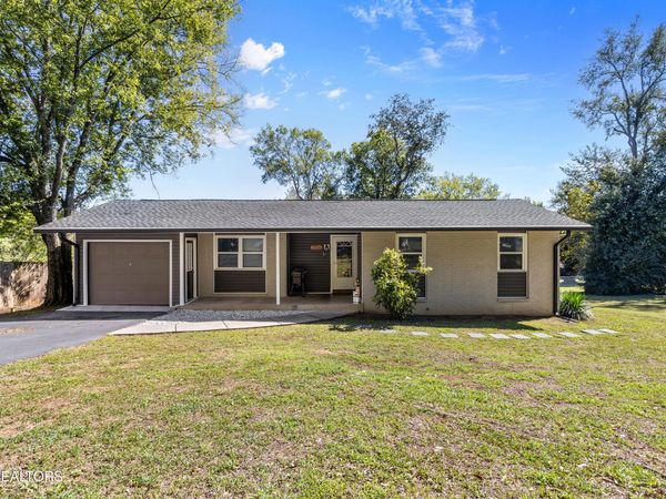 1706 Hazen St, Knoxville, TN 37915