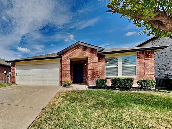 5313 Emmeryville Lane, Fort Worth, TX 76244