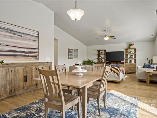 2262 N Mountain Ash Avenue, Kuna, ID 83634