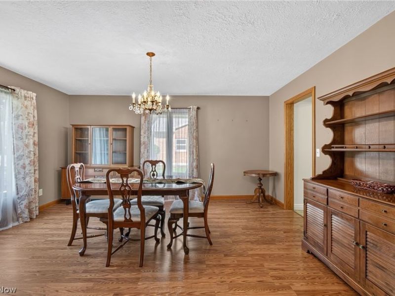 2007 Colonial Parkway NE, Massillon, OH 44646 Photo 7
