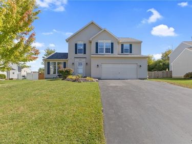 5203 Harriet Fisher Drive, Clay, NY 13041