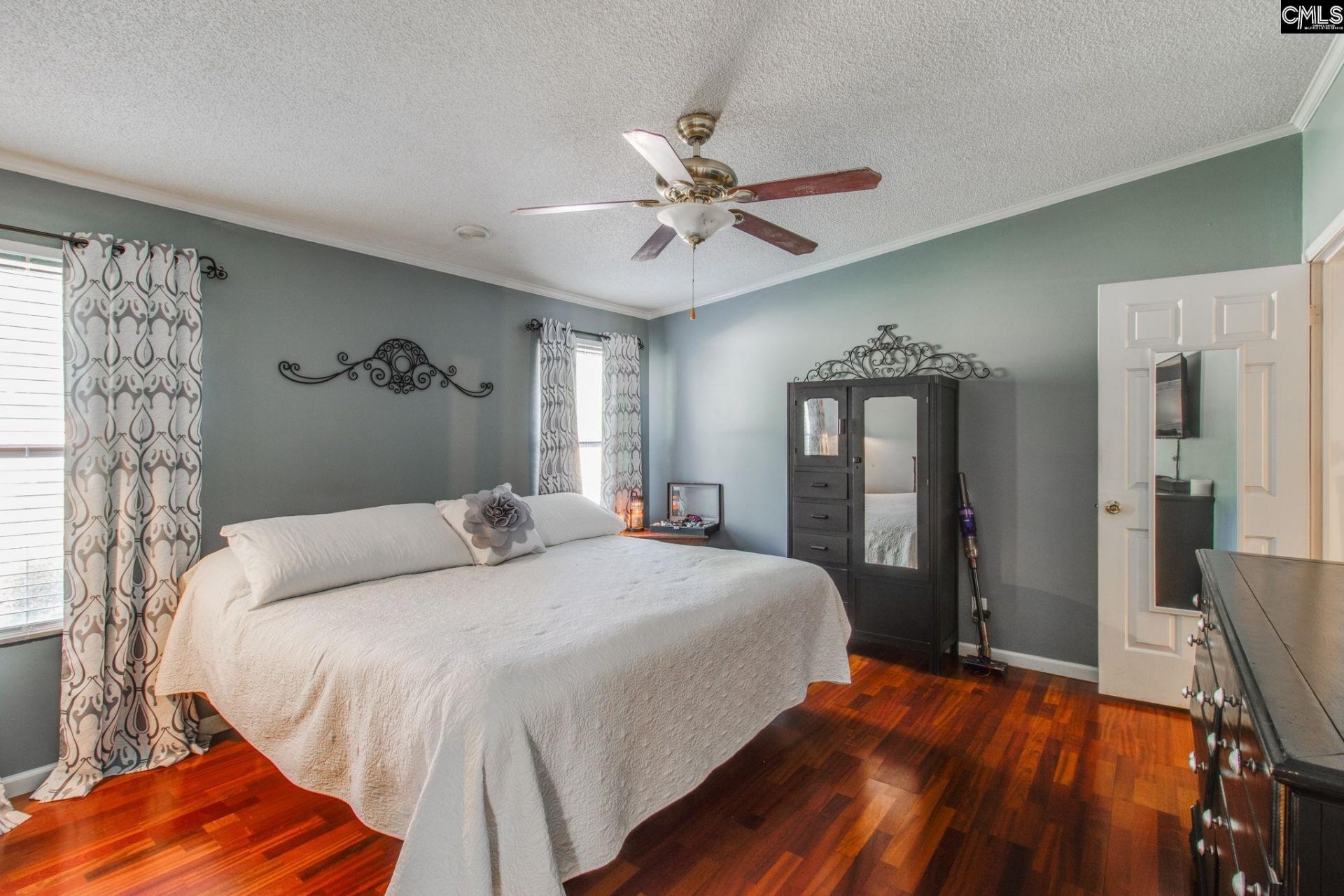124 Turkey Creek Court  Photo 15