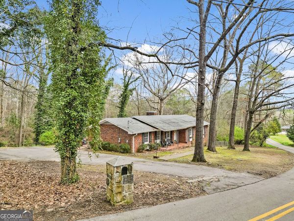 206 Hammond Drive, Summerville, GA 30747