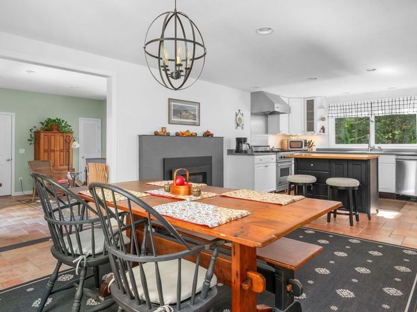 70 Acre Hill Rd, Barnstable, MA 02630