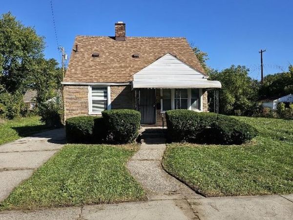 16067 Eastburn, Detroit, MI 48205