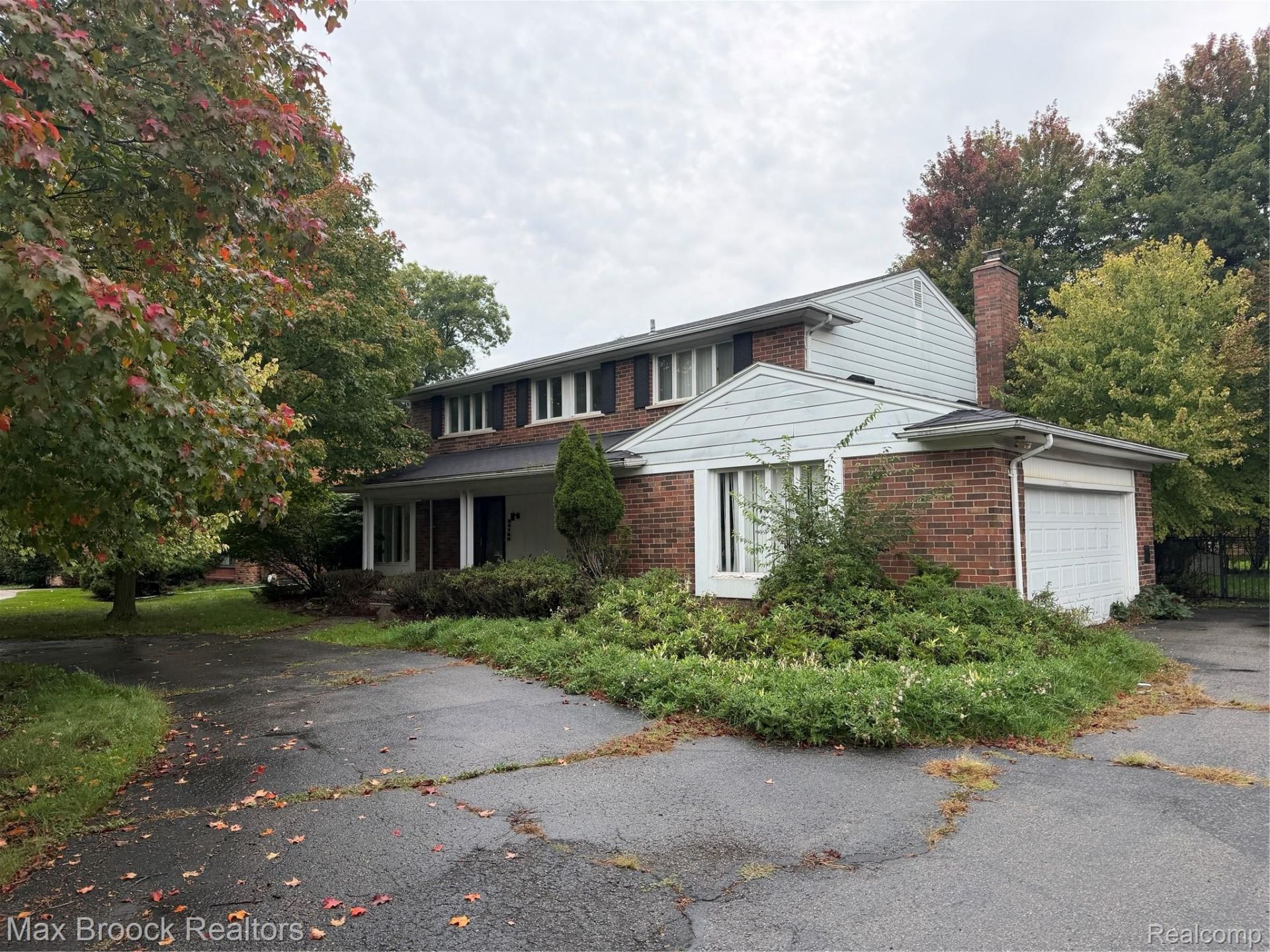 23162 Coventry Woods Lane, Southfield, Mi 48034 Main Photo