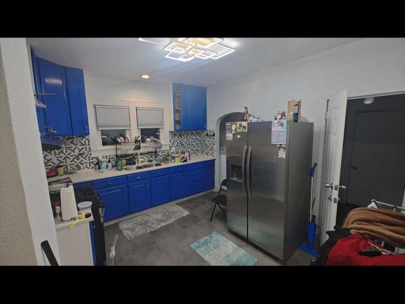 1635 S Center Boulevard, Springfield, OH 45506 Photo 3