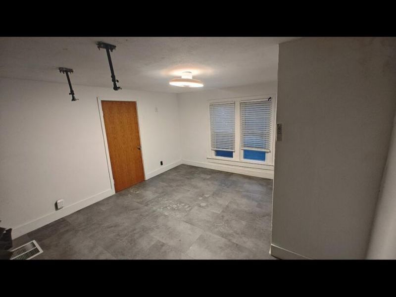 1635 S Center Boulevard, Springfield, OH 45506 Photo 5