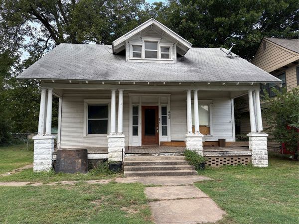 405 S Chickasaw Avenue , Bartlesville, OK 74003