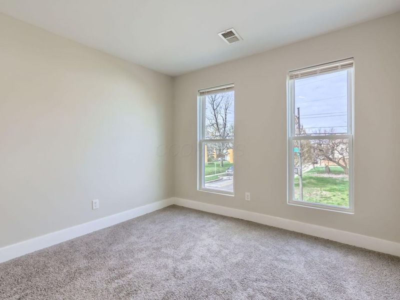 436-438 S Champion Avenue , Columbus, OH 43205 Photo 11