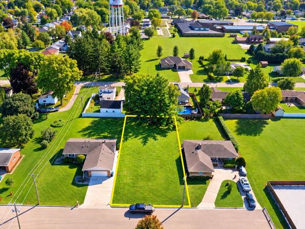 Lot 5 Baker Avenue , LaSalle, IL 61301