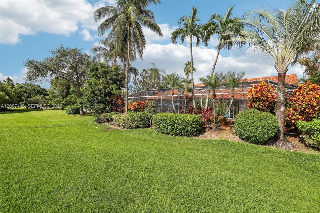 560 W Cypress Pointe Dr W, Pembroke Pines, FL 33027 Photo