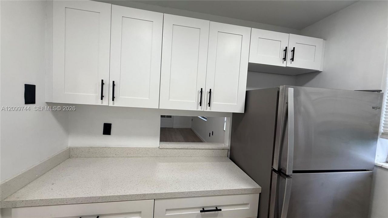 12215 W Dixie Hwy, Unit 308, North Miami, FL 33161 Photo