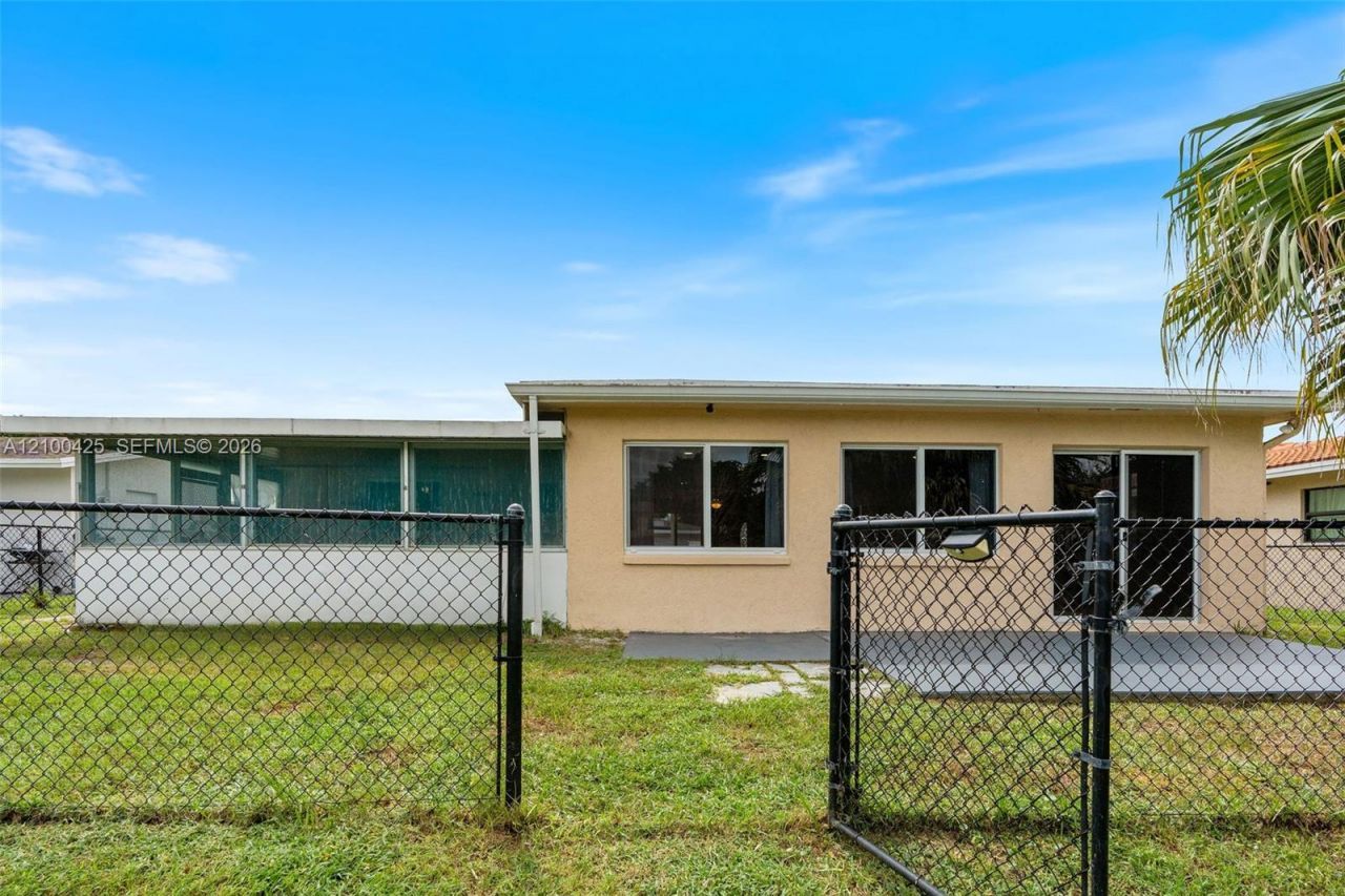 4711 NW 58th St , Tamarac, FL 33319 Photo
