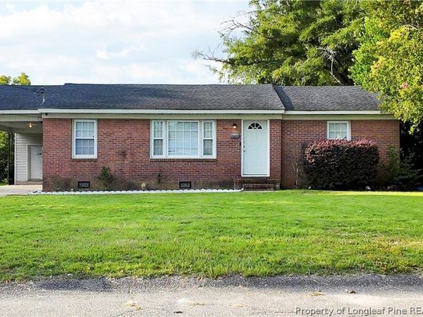 4901 Cottonwood Drive, Fayetteville, NC 28304