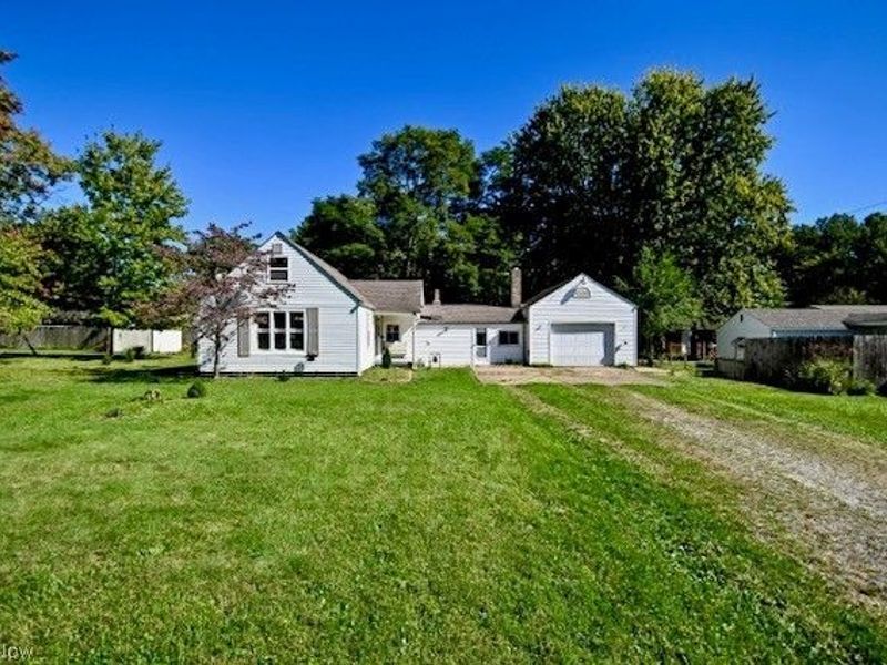 332 Gnau Avenue SW, Massillon, OH 44646 Photo 2