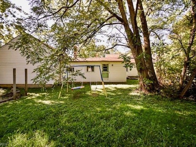 332 Gnau Avenue SW, Massillon, OH 44646 Photo 4