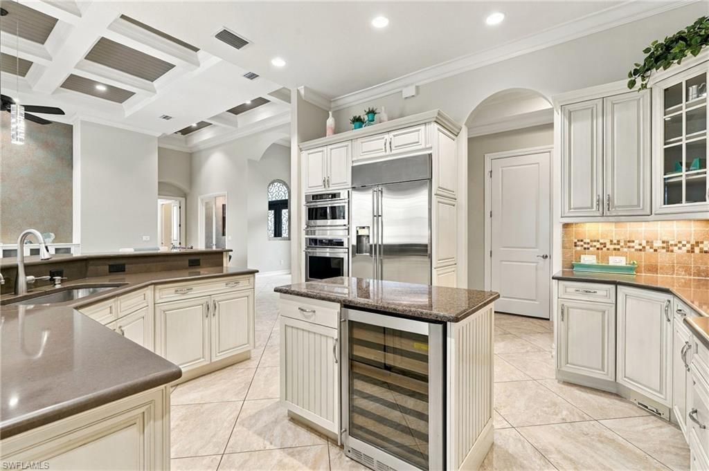 6590 Costa Cir , Naples, FL 34113 Photo