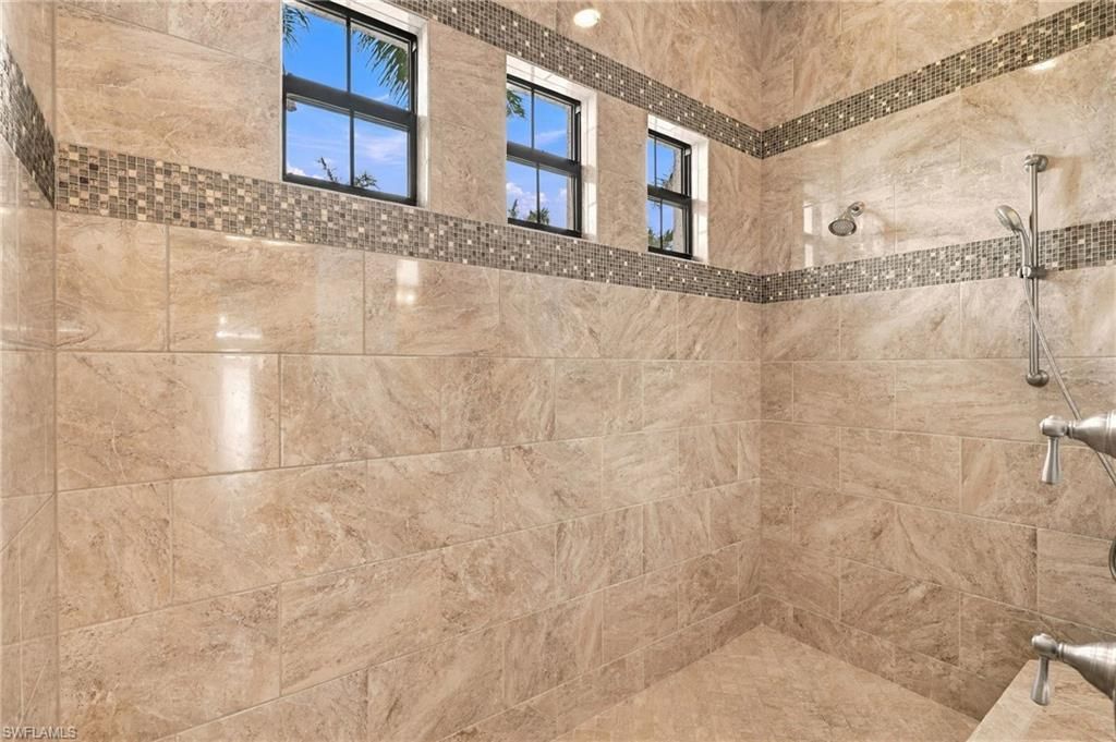 6590 Costa Cir , Naples, FL 34113 Photo