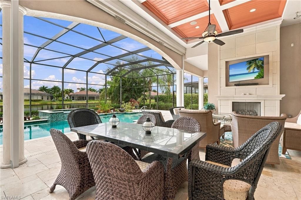6590 Costa Cir , Naples, FL 34113 Photo