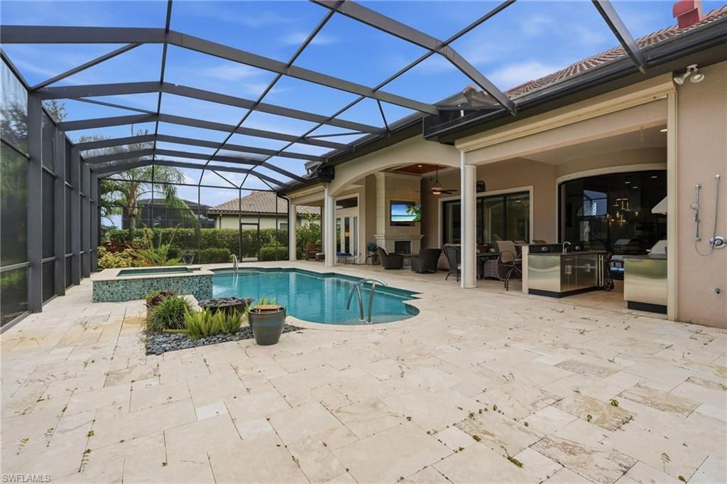 6590 Costa Cir , Naples, FL 34113 Photo