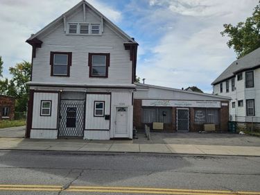 1047 E Ferry Street, Unit S, Buffalo, NY 14211