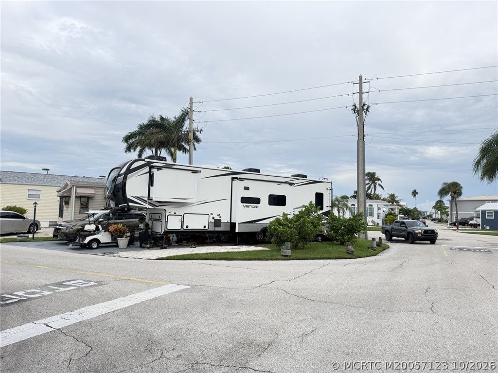 1027 Nettles Boulevard , Jensen Beach, FL 34957 Photo