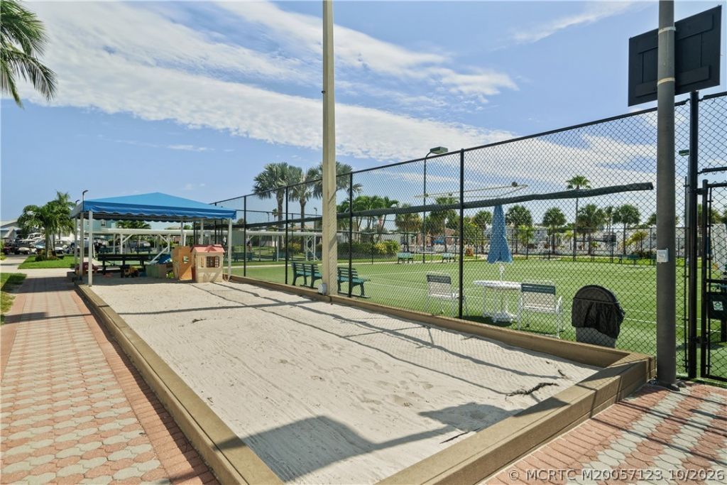 1027 Nettles Boulevard , Jensen Beach, FL 34957 Photo