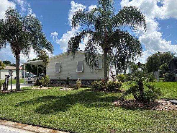 2474 SW Versailles Terrace , Stuart, FL 34997
