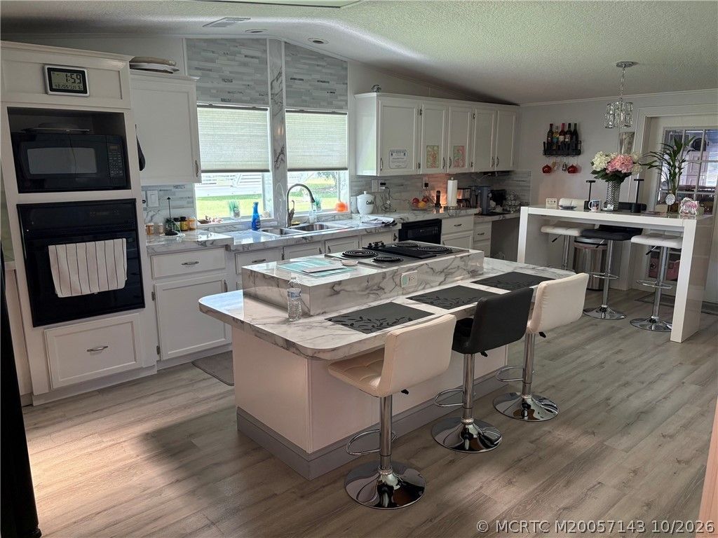 2474 SW Versailles Terrace , Stuart, FL 34997 Photo