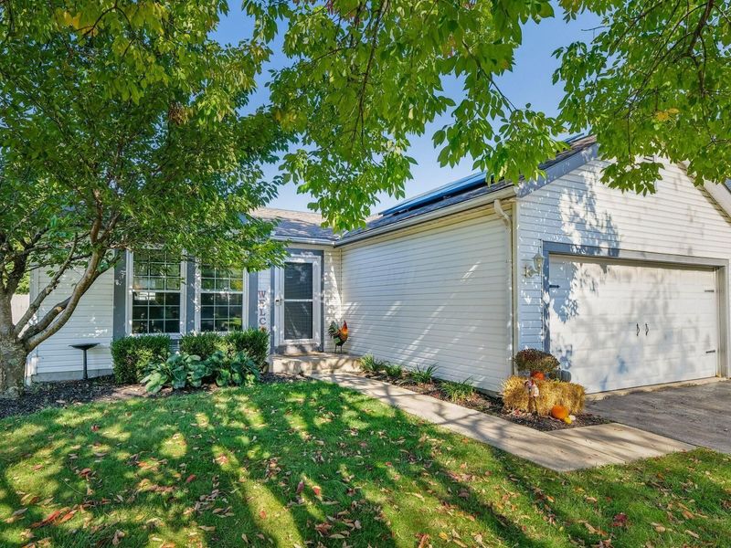 2243 Deveron Lane, Grove City, OH 43123 Photo 3