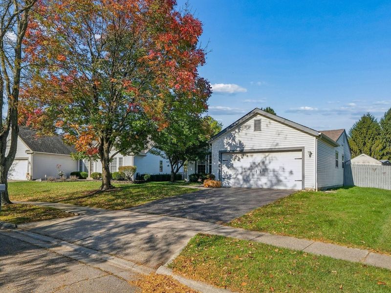 2243 Deveron Lane, Grove City, OH 43123 Photo 5