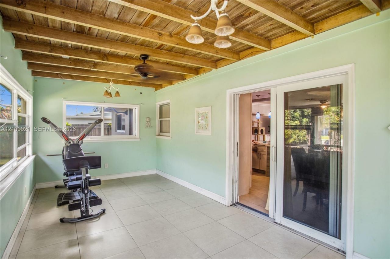 1228 SW 1st Ter , Pompano Beach, FL 33060 Photo
