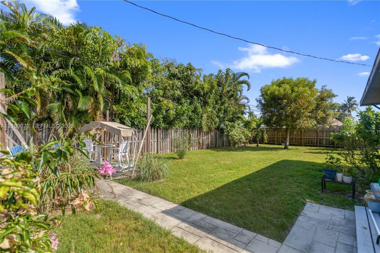 1228 SW 1st Ter , Pompano Beach, FL 33060 Photo