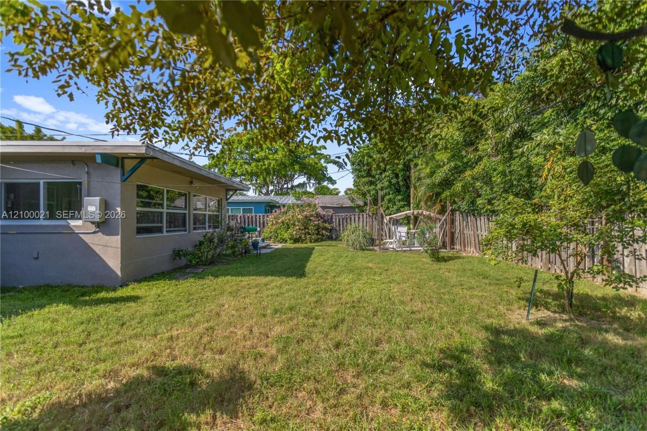 1228 SW 1st Ter , Pompano Beach, FL 33060 Photo