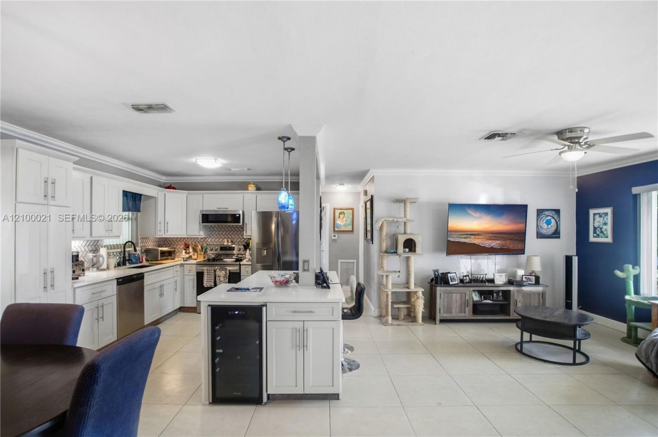 1228 SW 1st Ter , Pompano Beach, FL 33060 Photo