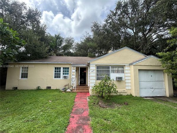 8270 NE 2nd Ct , Miami, FL 33138