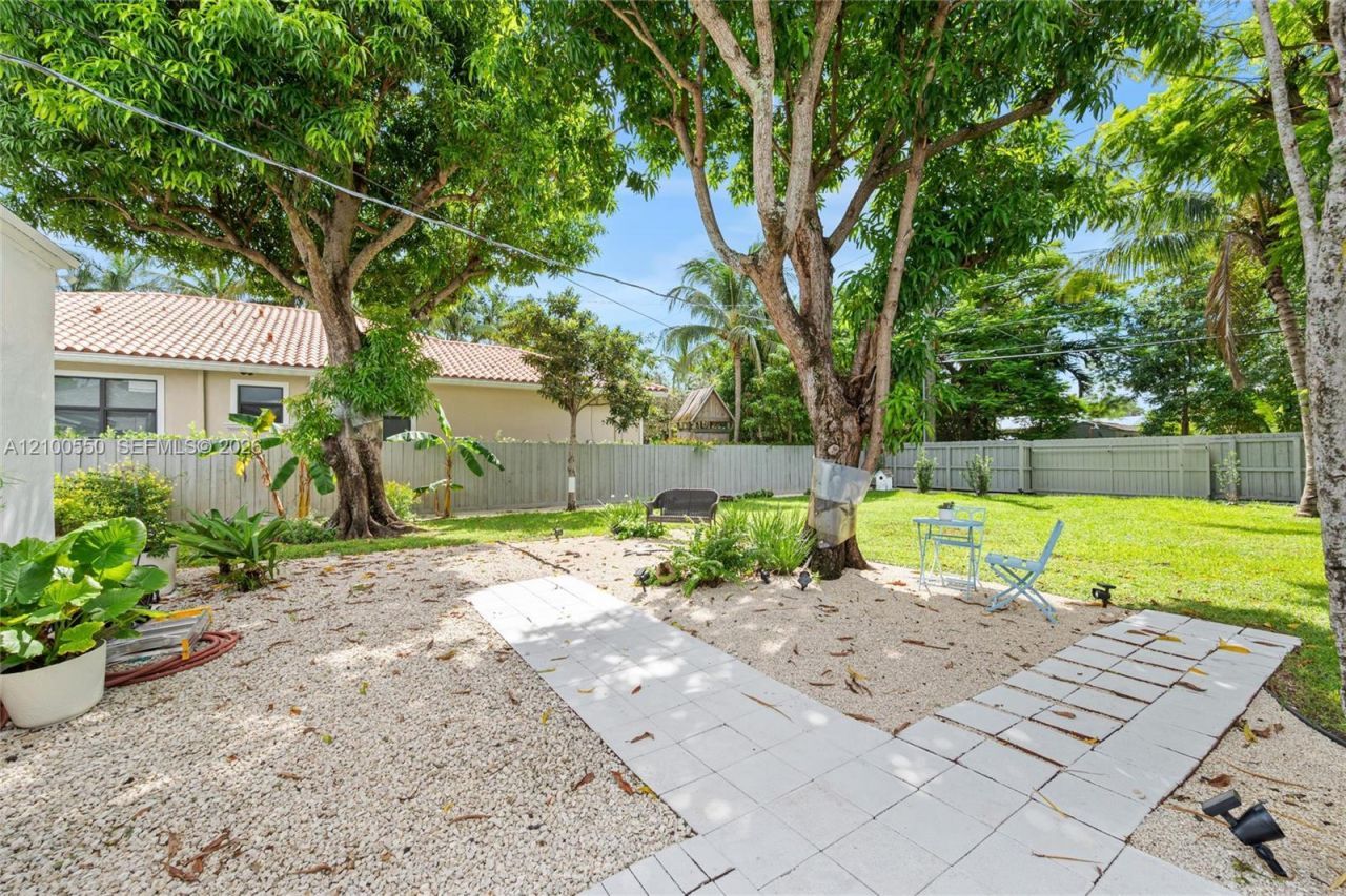 1616 Dewey St , Hollywood, FL 33020 Photo