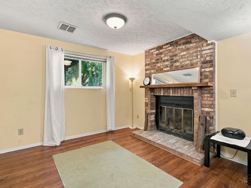 5686 Farm Field Drive, Deerfield Township, OH 45040 Photo 4