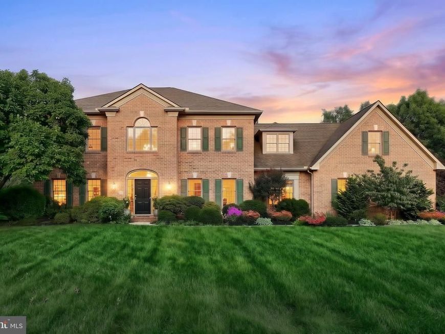 1310 Briargate Drive, York, PA 17404 Main Photo