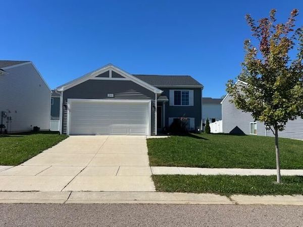 2849 Jordan River Drive, Fowlerville, MI 48836
